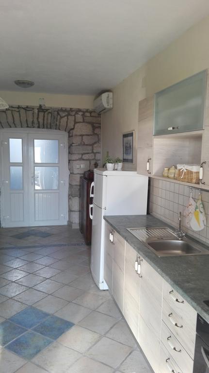Apartment Deni Lumbarda Luaran gambar